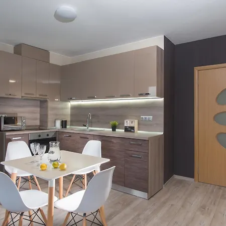 아파트 дюн палас 포마리